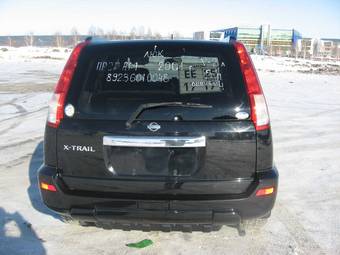 2001 Nissan X-Trail Images