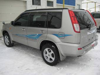 2001 Nissan X-Trail Photos