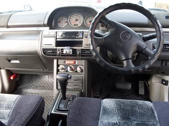 2001 Nissan X-Trail Photos