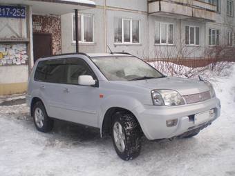 2001 Nissan X-Trail Photos