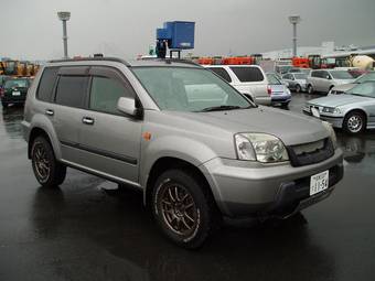 2001 Nissan X-Trail Photos