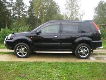 2001 Nissan X-Trail Images