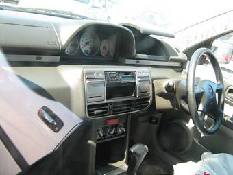 2001 Nissan X-Trail Pictures