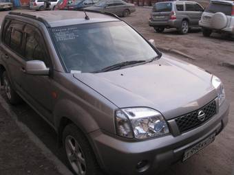 2001 Nissan X-Trail Photos