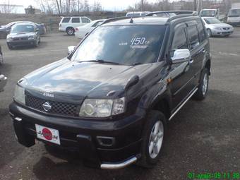 2001 Nissan X-Trail Photos