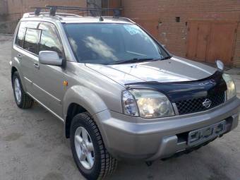 2001 Nissan X-Trail Photos