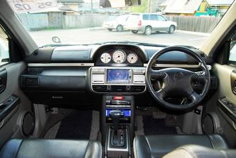 2001 Nissan X-Trail Photos