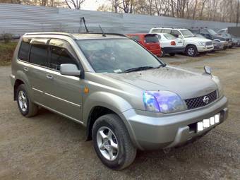 2001 Nissan X-Trail Photos