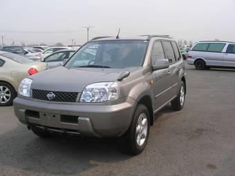 2001 Nissan X-Trail Photos