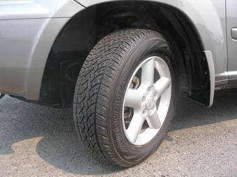 2001 Nissan X-Trail Photos