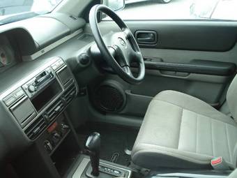 2001 Nissan X-Trail Pictures