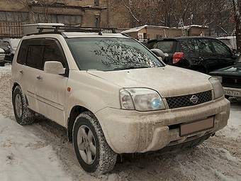 2001 Nissan X-Trail Photos