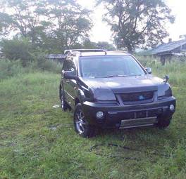 2001 Nissan X-Trail Photos