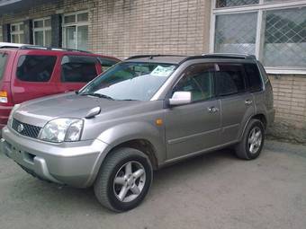 2001 Nissan X-Trail Photos