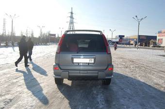 2001 Nissan X-Trail Photos