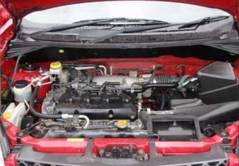2001 Nissan X-Trail Photos