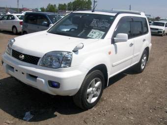 2001 Nissan X-Trail Photos