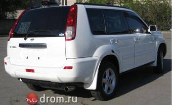 2001 Nissan X-Trail Images