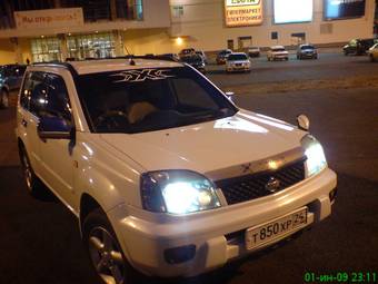 2001 Nissan X-Trail Photos