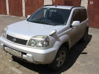 2001 Nissan X-Trail Photos