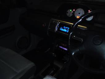 2001 Nissan X-Trail Photos