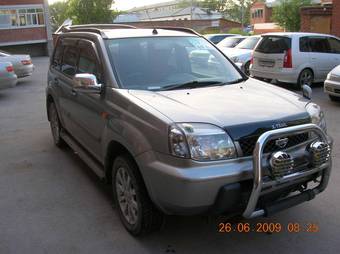 2001 Nissan X-Trail Photos