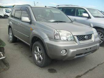 2001 Nissan X-Trail Images