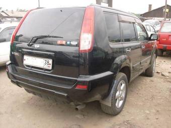 2001 Nissan X-Trail Photos