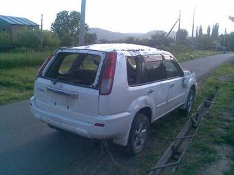 2001 Nissan X-Trail Pictures