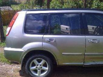 2001 Nissan X-Trail Photos