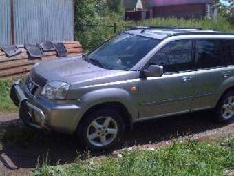 2001 Nissan X-Trail Photos