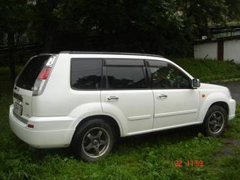 2001 Nissan X-Trail Photos