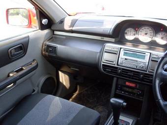 2001 Nissan X-Trail Pictures