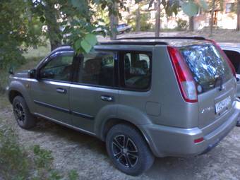 2001 Nissan X-Trail Photos