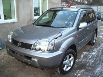 2001 Nissan X-Trail Photos