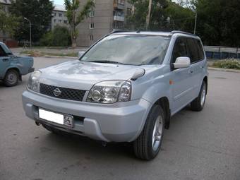 2001 Nissan X-Trail Photos