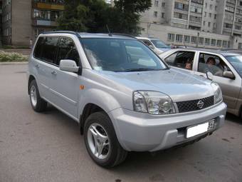 2001 Nissan X-Trail Photos