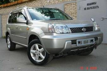 2001 Nissan X-Trail Photos