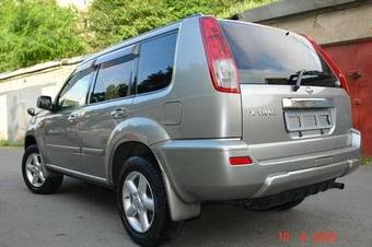 2001 Nissan X-Trail Pictures