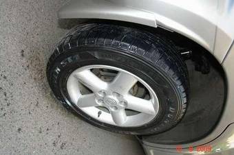 2001 Nissan X-Trail Images