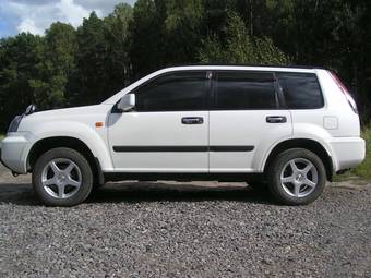 2001 Nissan X-Trail Pics
