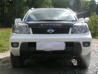 2001 Nissan X-Trail Photos