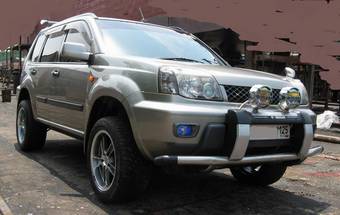 2001 Nissan X-Trail Photos