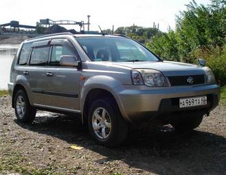 2001 Nissan X-Trail Wallpapers