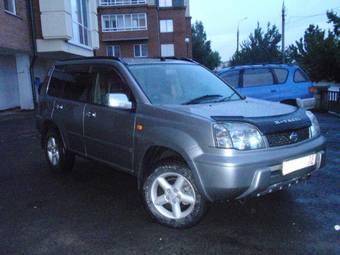 2001 Nissan X-Trail Photos