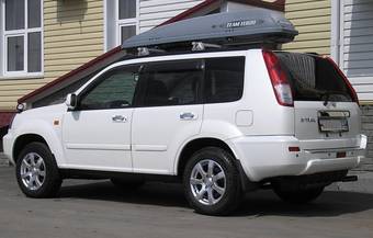 2001 Nissan X-Trail Photos