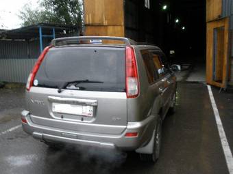 2001 Nissan X-Trail Photos