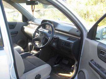 2001 Nissan X-Trail Pictures