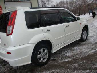 2001 Nissan X-Trail Photos