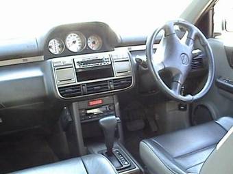 2001 Nissan X-Trail Pictures